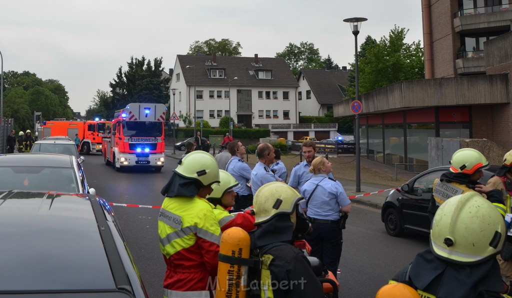 Feuer Koeln Porz Gremberghoven Oberstr P57.JPG - Miklos Laubert